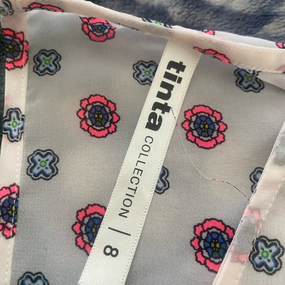 Ladies Printed Blouse - Picture 5 of 8